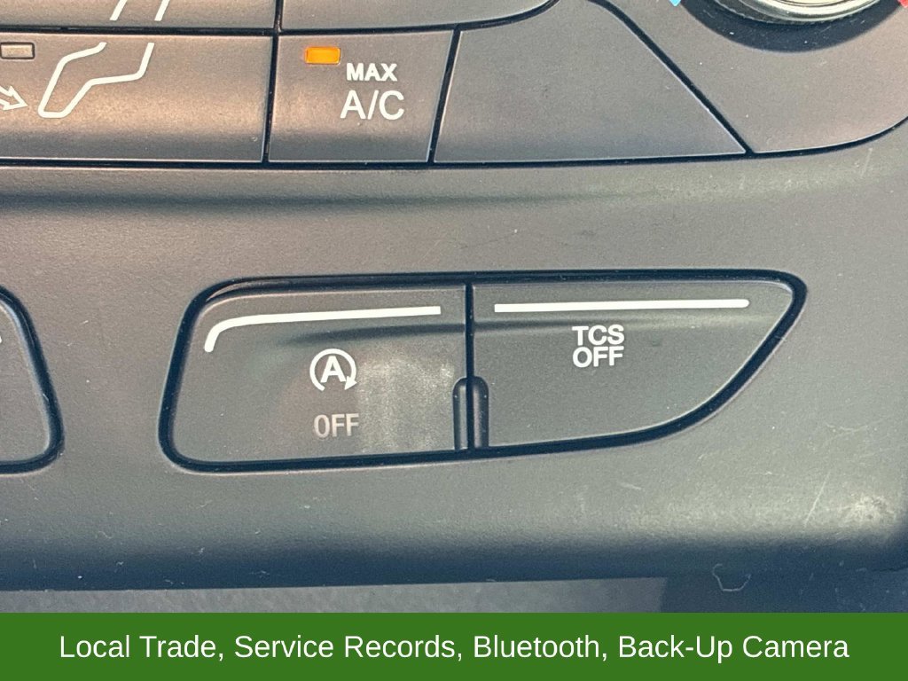 Used 2017 Black Ford SE image 29