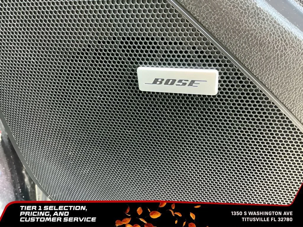 Used 2022 MOSAIC BLACK METALLIC Chevrolet 2LT image 13