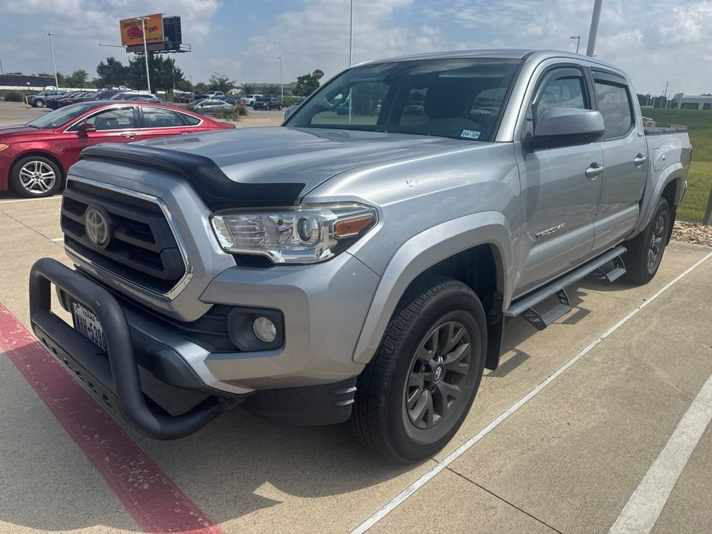 Used 2020  Toyota SR5 image 9