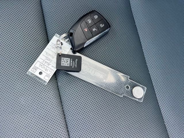Used 2025 Silver GMC AT4 image 16