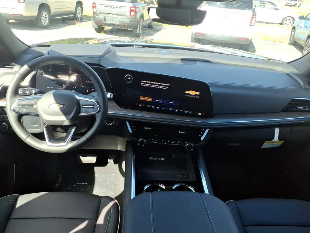 2026 Chevrolet Suburban Premier - Photo 12