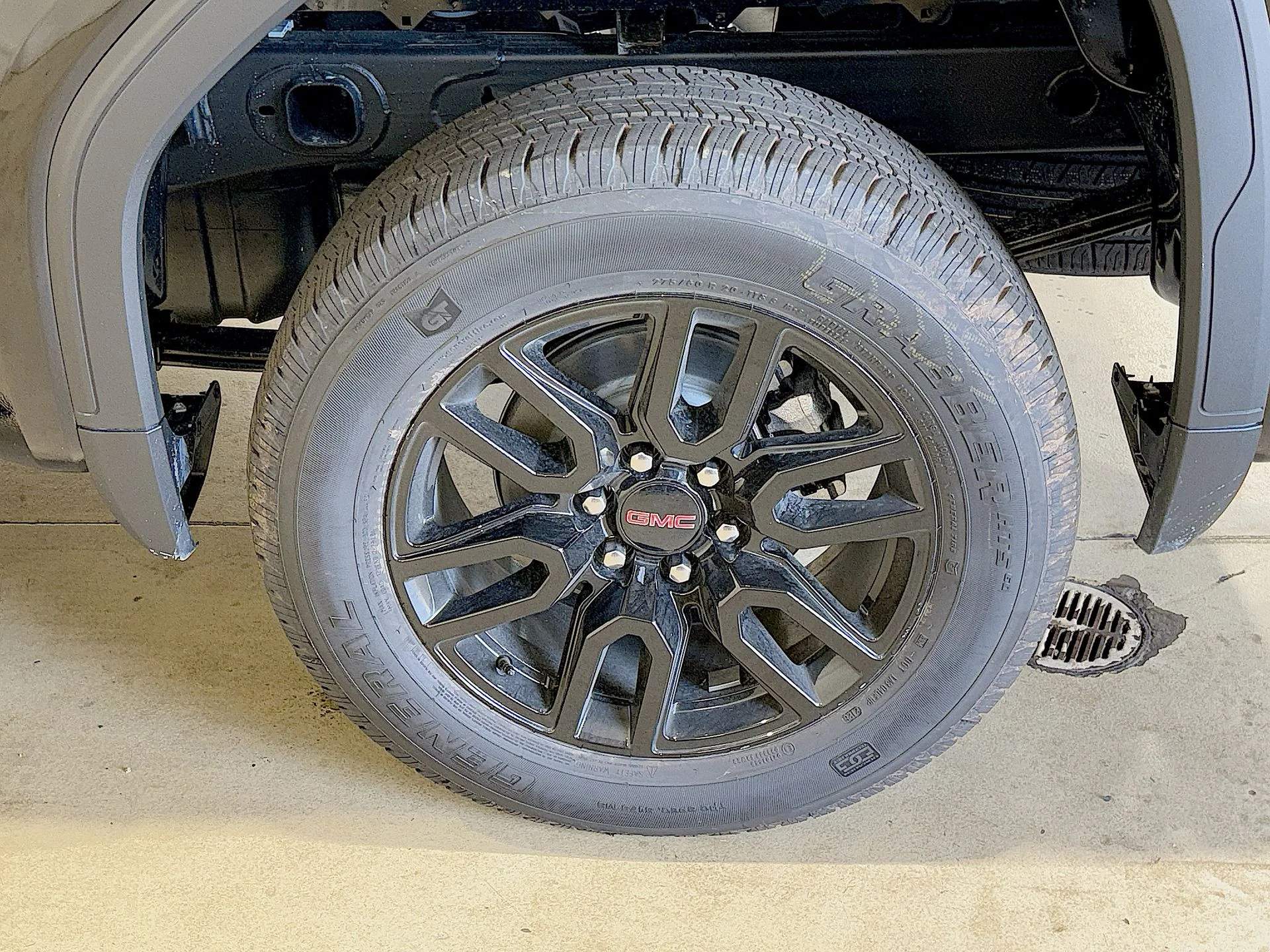 New 2026 Onyx Black GMC Elevation image 80