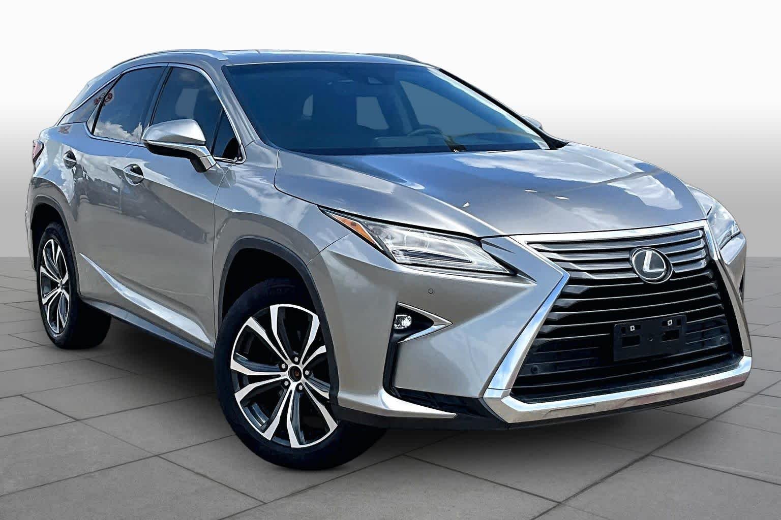 Used 2017 Atomic Silver Lexus  image 3