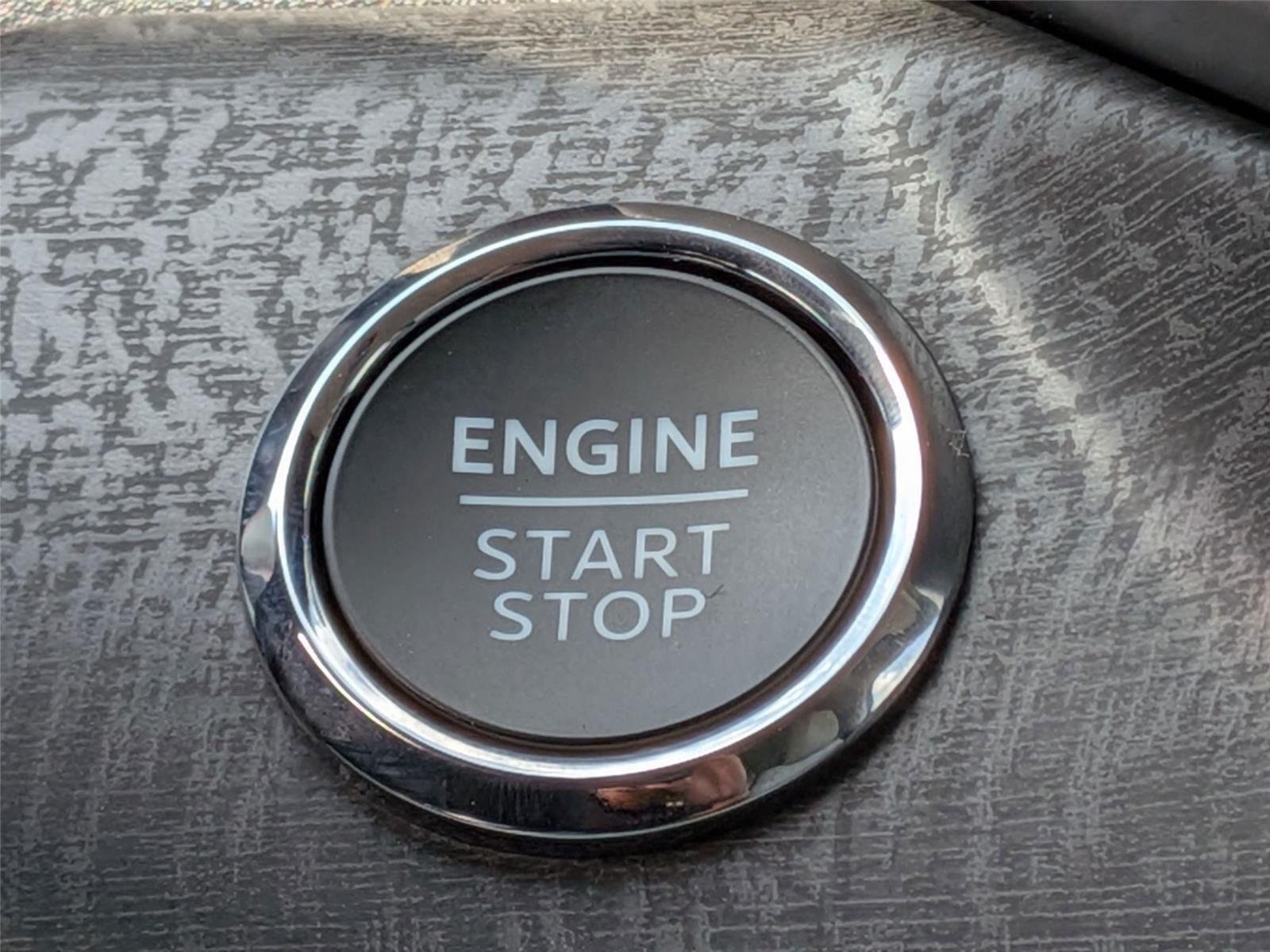 New 2026 Carbonized Gray Metallic Ford Platinum™ image 25