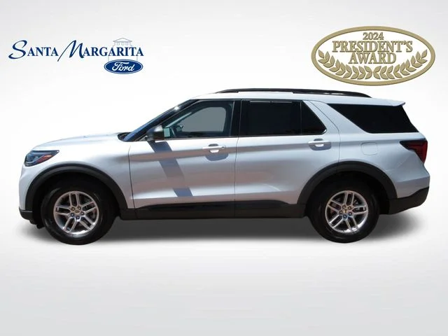 Certified Used 2026 White Metallic Ford Active image 1