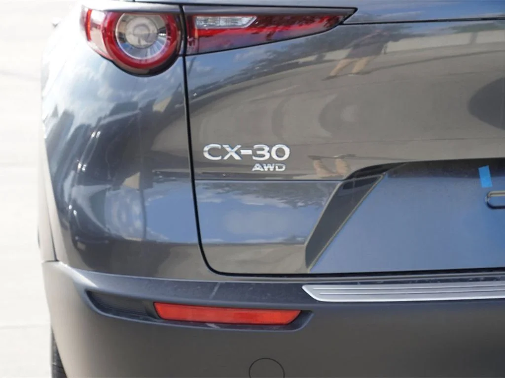2025 Mazda CX-30 Preferred - Photo 7