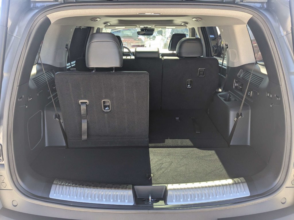 Certified Used 2025 Gray Hyundai Limited image 18