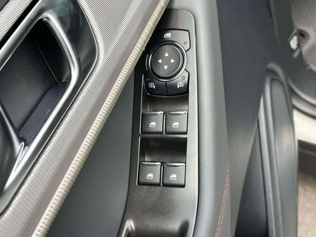New 2026 Star White Metallic Tri-Coat Ford Active image 21
