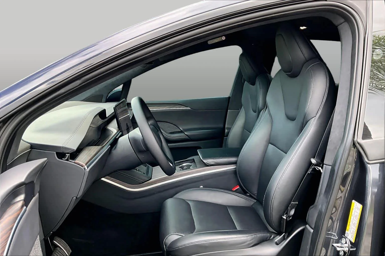 Used 2024 Stealth Grey Tesla  image 7