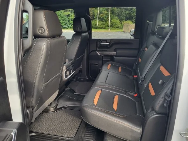 Used 2021 White GMC AT4 image 13