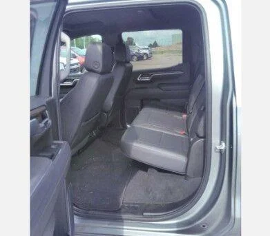 Used 2025 Sterling Metallic GMC SLT image 7