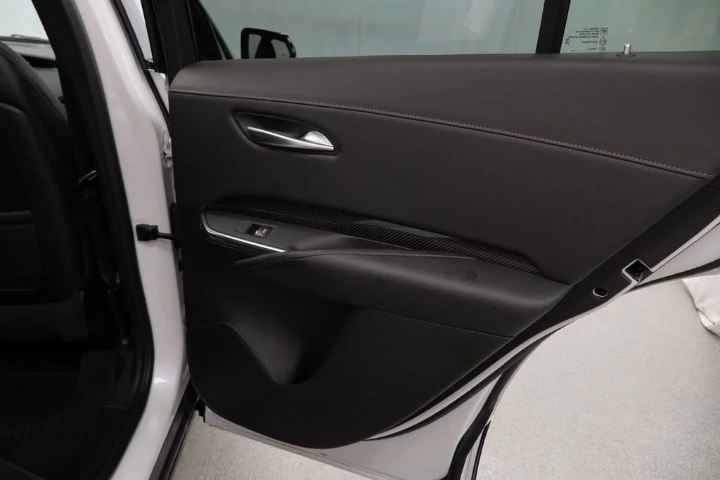 Used 2023 Crystal White Tricoat Cadillac Sport image 29