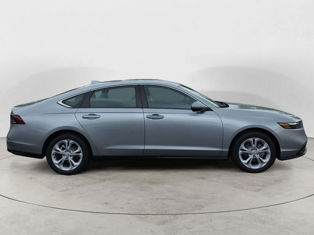 2026 Honda Accord LX - Photo 6