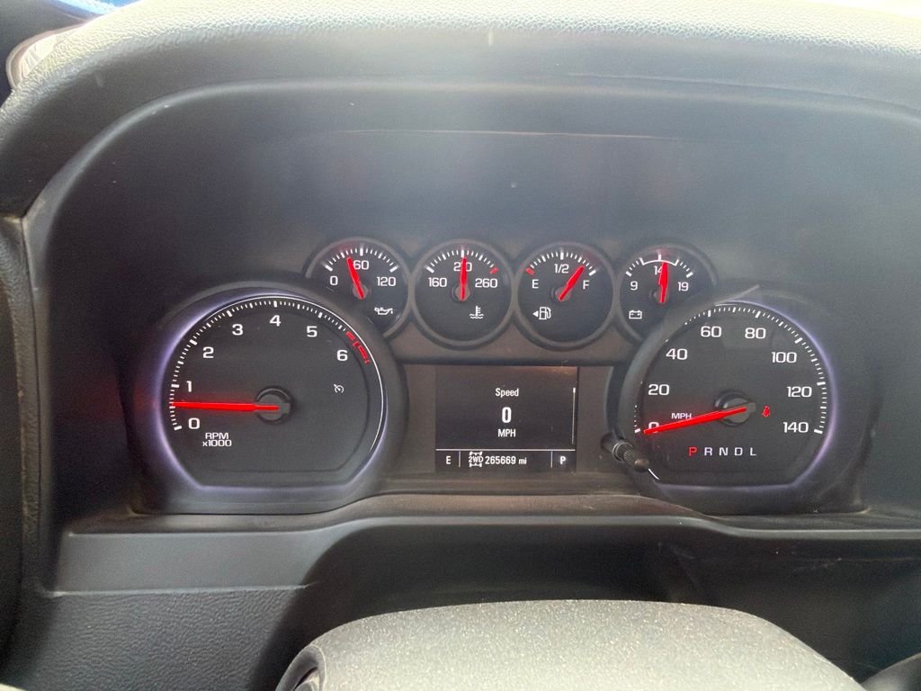 Used 2021 Silver Chevrolet Custom image 14