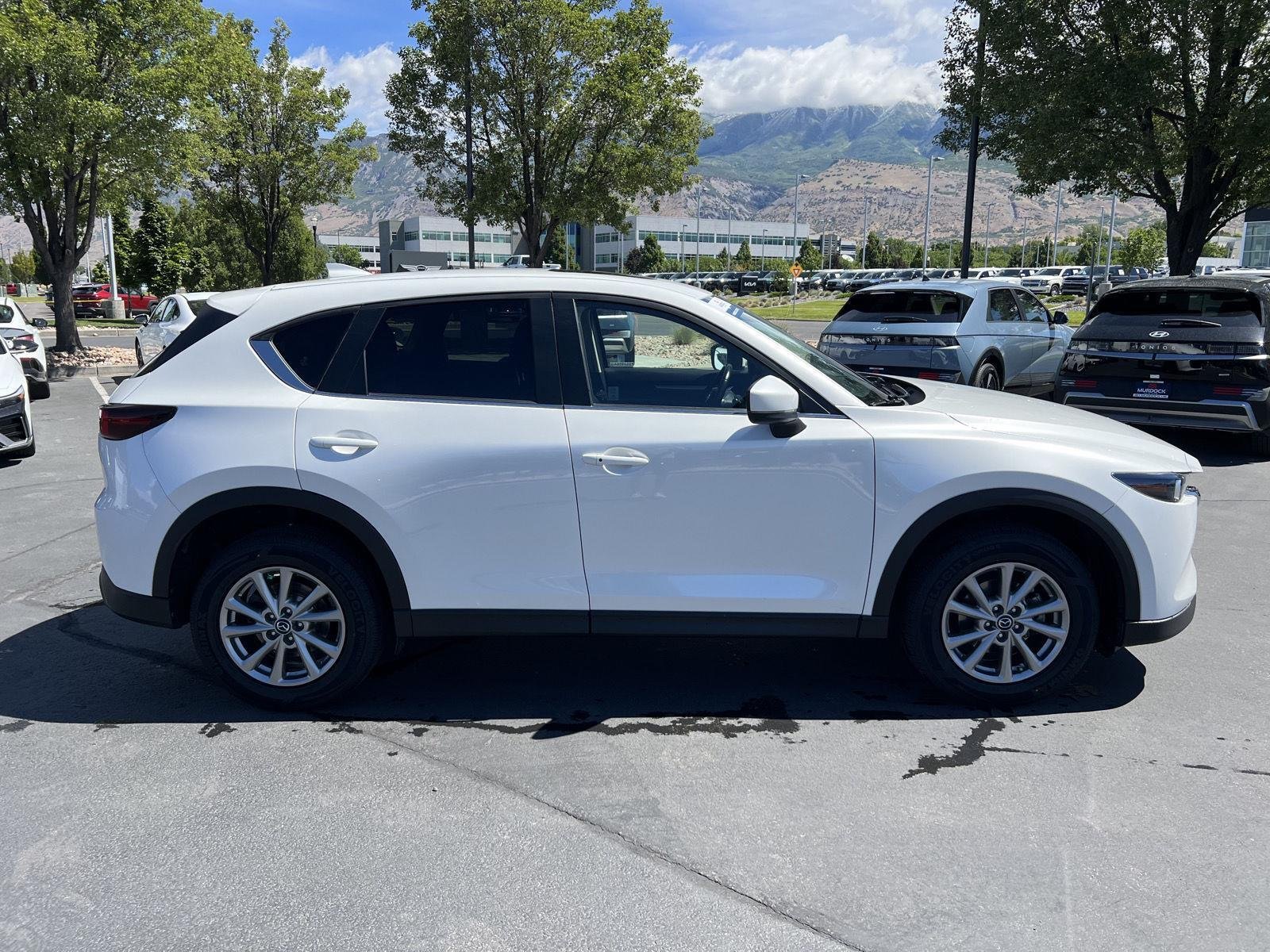 Used 2023 Rhodium White Metallic Mazda 2.5 S Preferred Package image 6