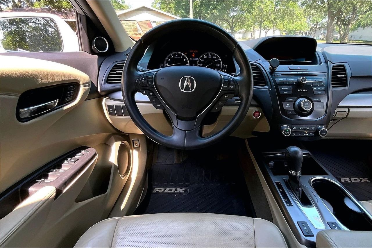 Used 2015  Acura Base image 8