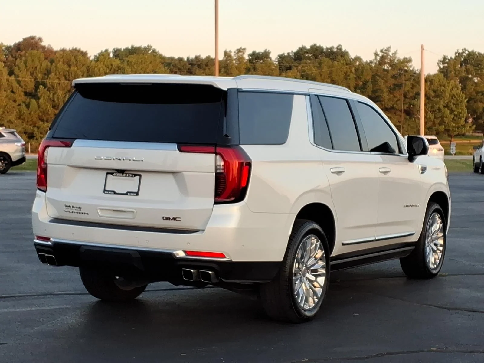 Used 2025 White GMC Denali image 13