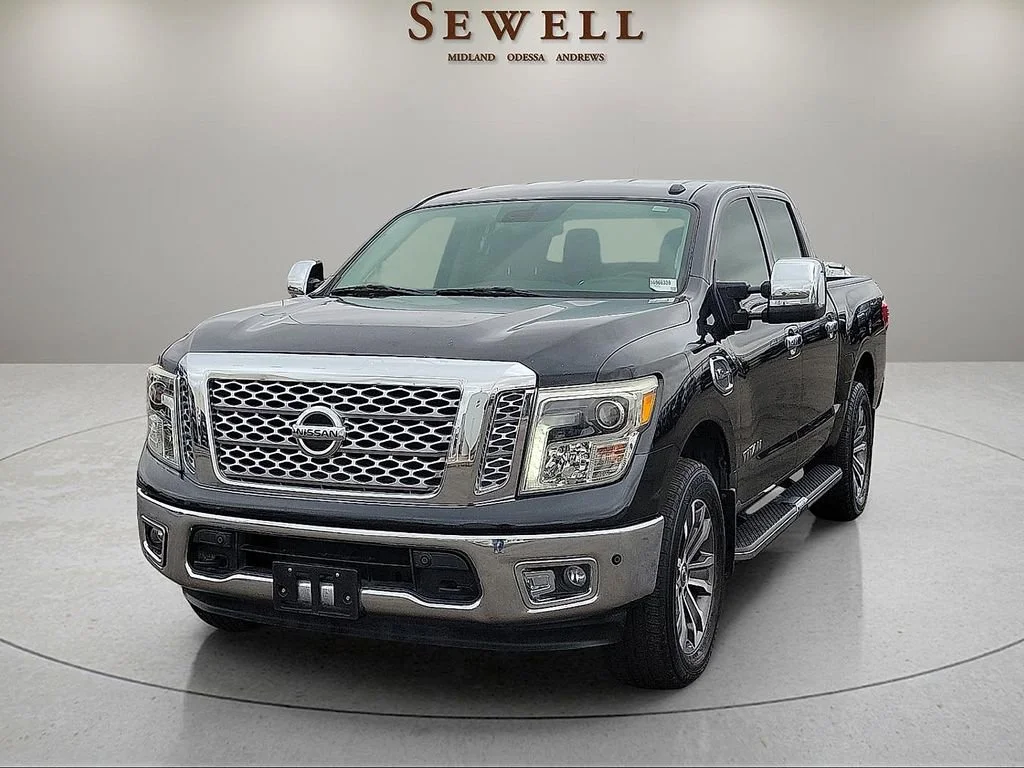 2017 Nissan Titan