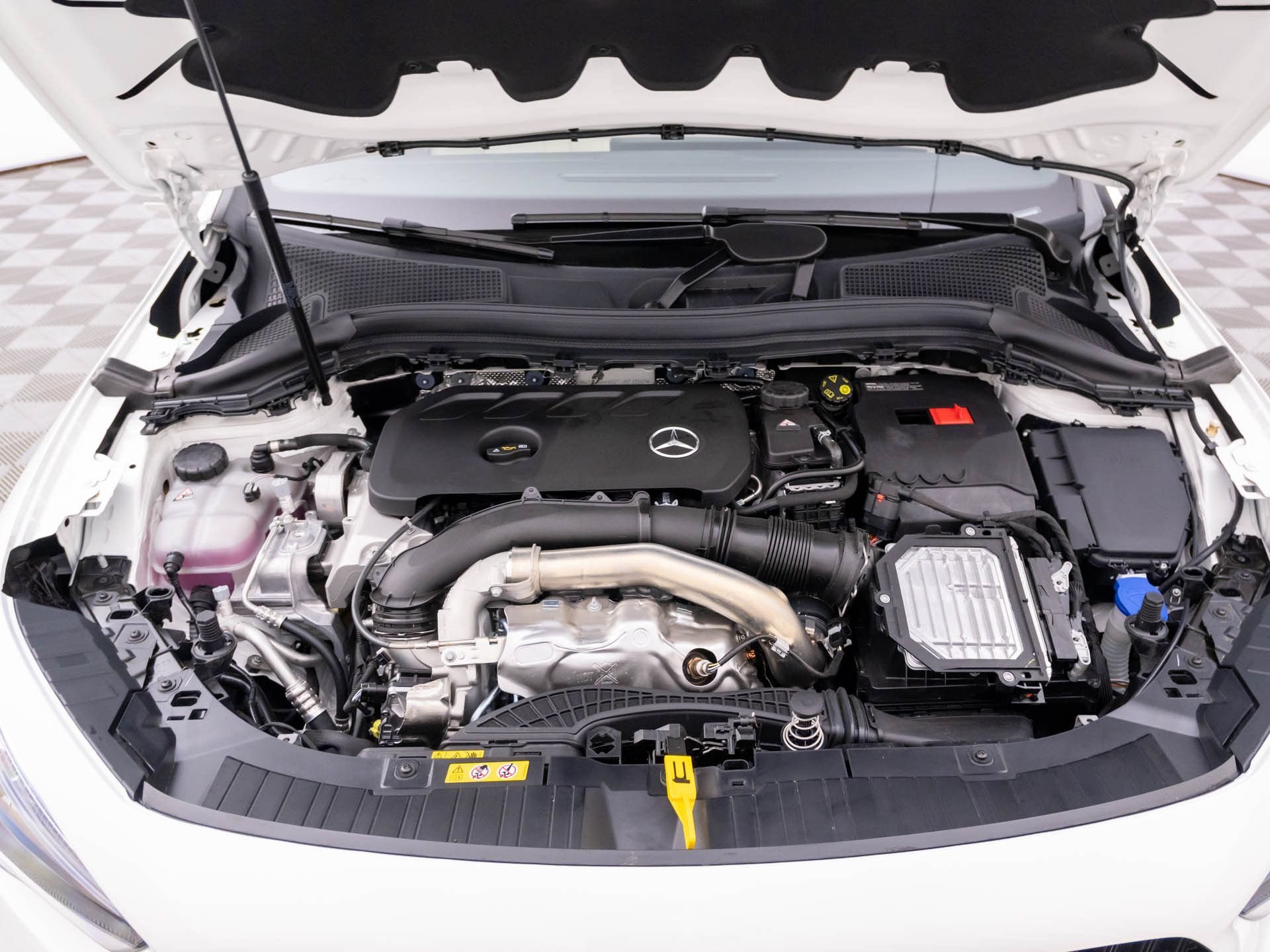 New 2026 Polar White Mercedes-Benz GLA 250 image 71