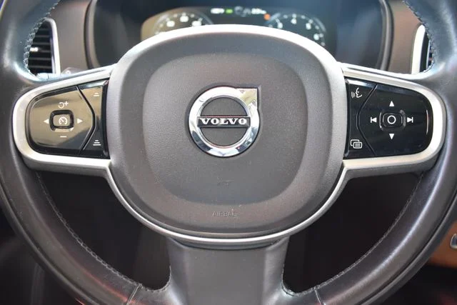 Used 2018 Gray Volvo T6 Inscription image 23