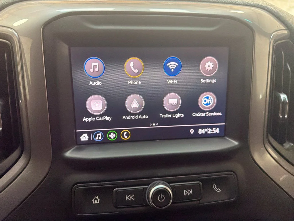 Used 2021 Summit White GMC Base image 18