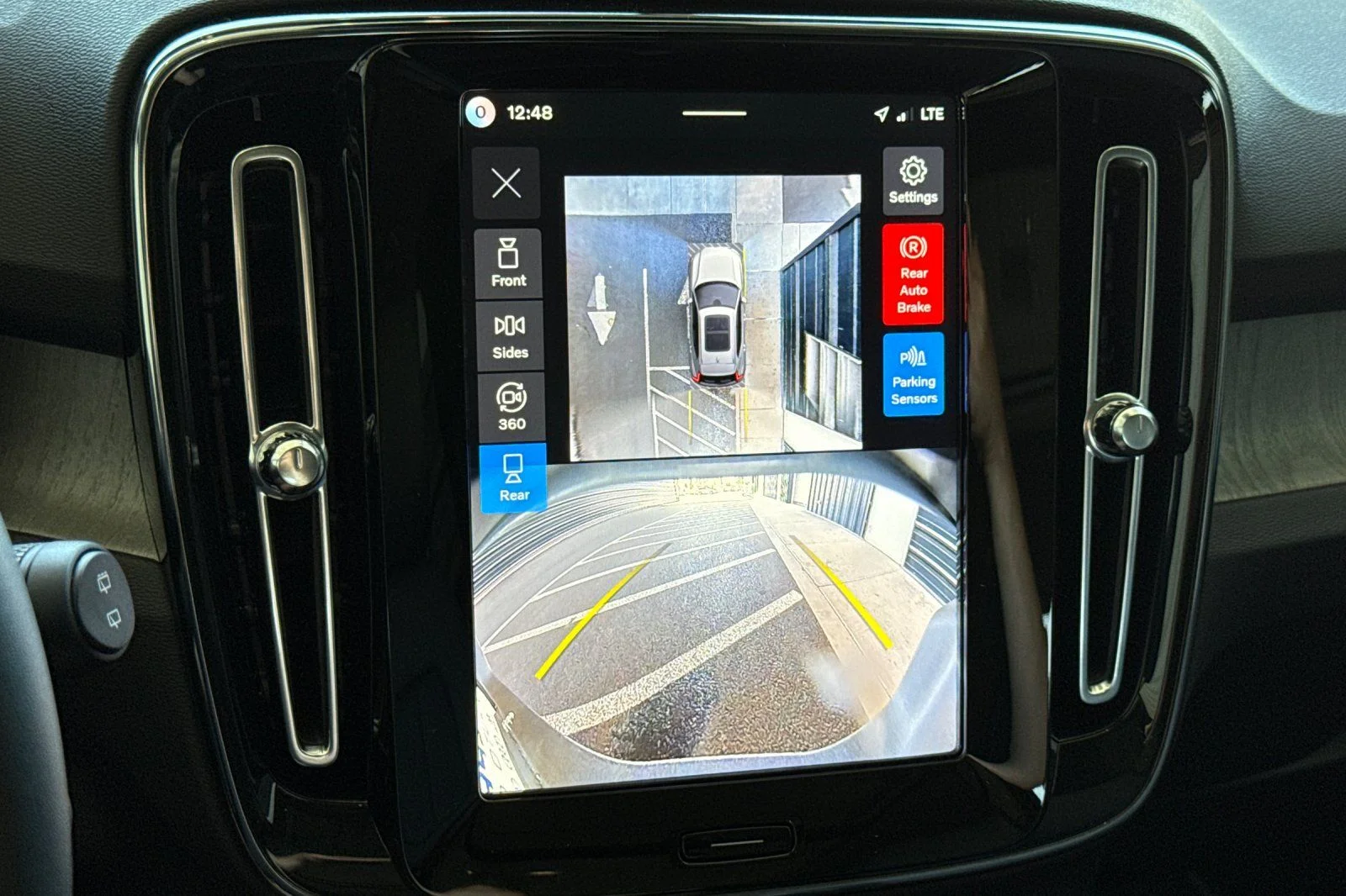 New 2026 Vapour Grey Volvo Plus image 19