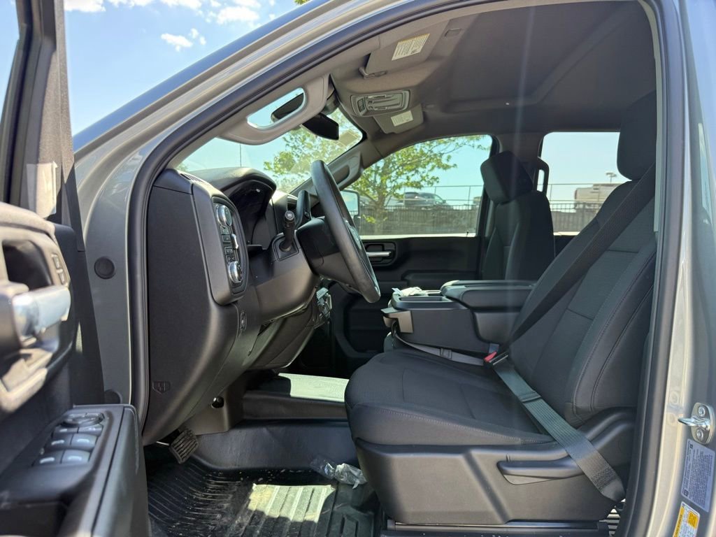 2026 GMC Sierra 3500HD Pro - Photo 18