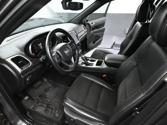 2020 Jeep Grand Cherokee Altitude - Photo 22