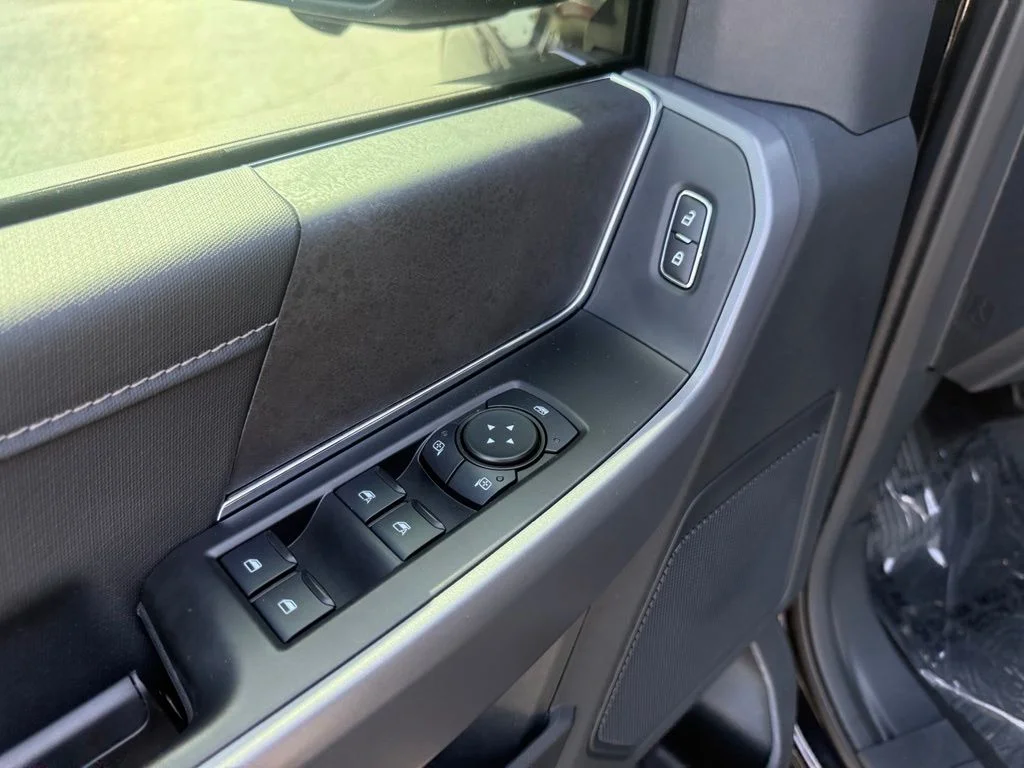 New 2026 Agate Black Metallic Ford XLT image 14