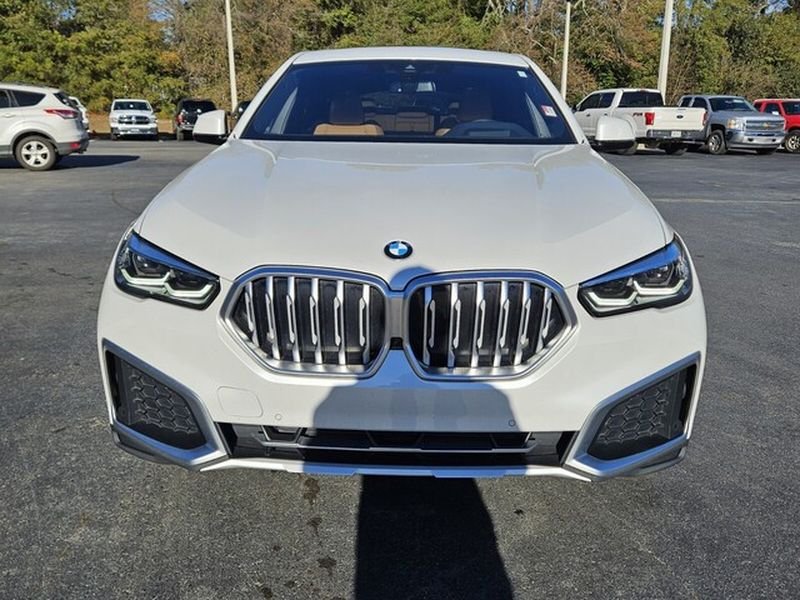 Used 2023 Mineral White Metallic BMW xDrive40i image 22