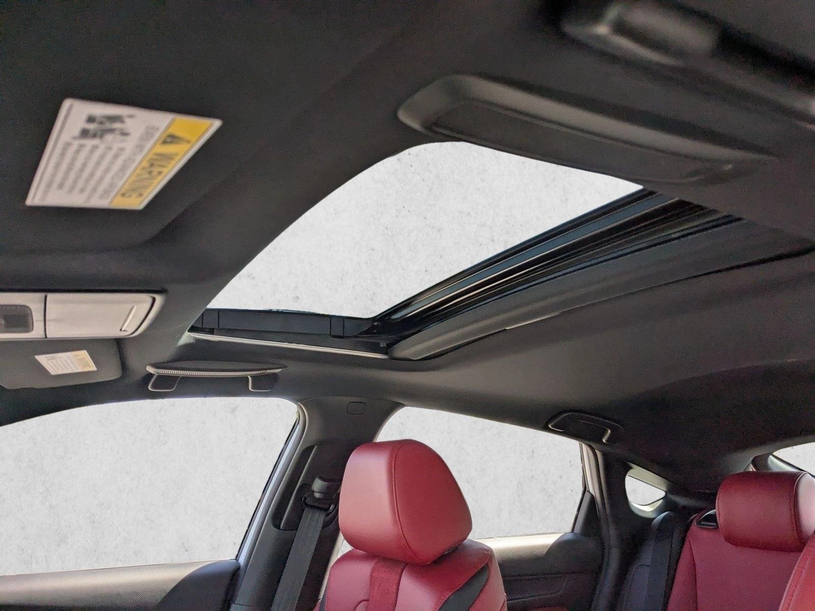 Used 2026 Platinum White Pea Acura w/A-Spec Technology Package image 17