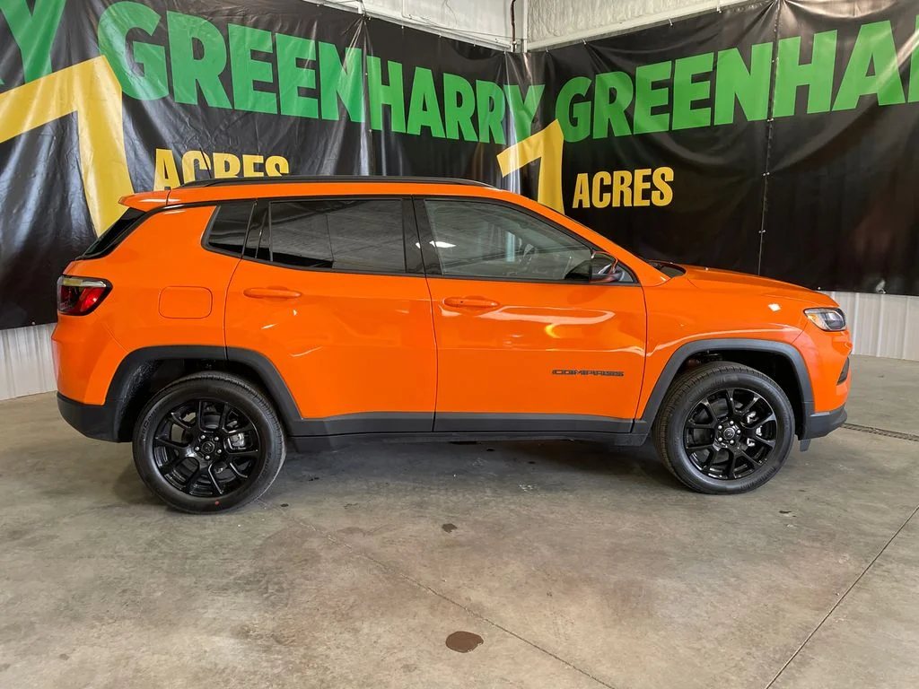New 2026 Joose Exterior Paint Jeep Latitude Altitude image 4