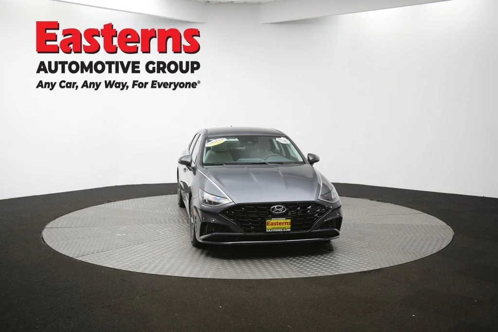 Used 2023 Gray Hyundai SEL image 49