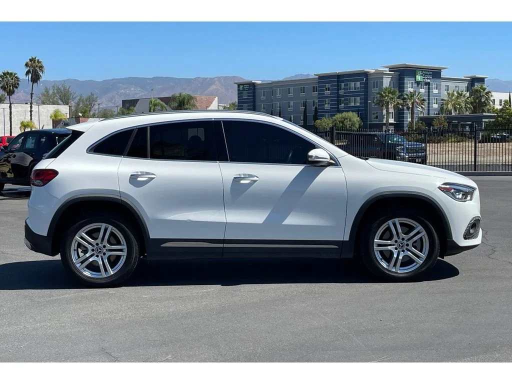 Used 2021 Polar White Mercedes-Benz 250 image 8
