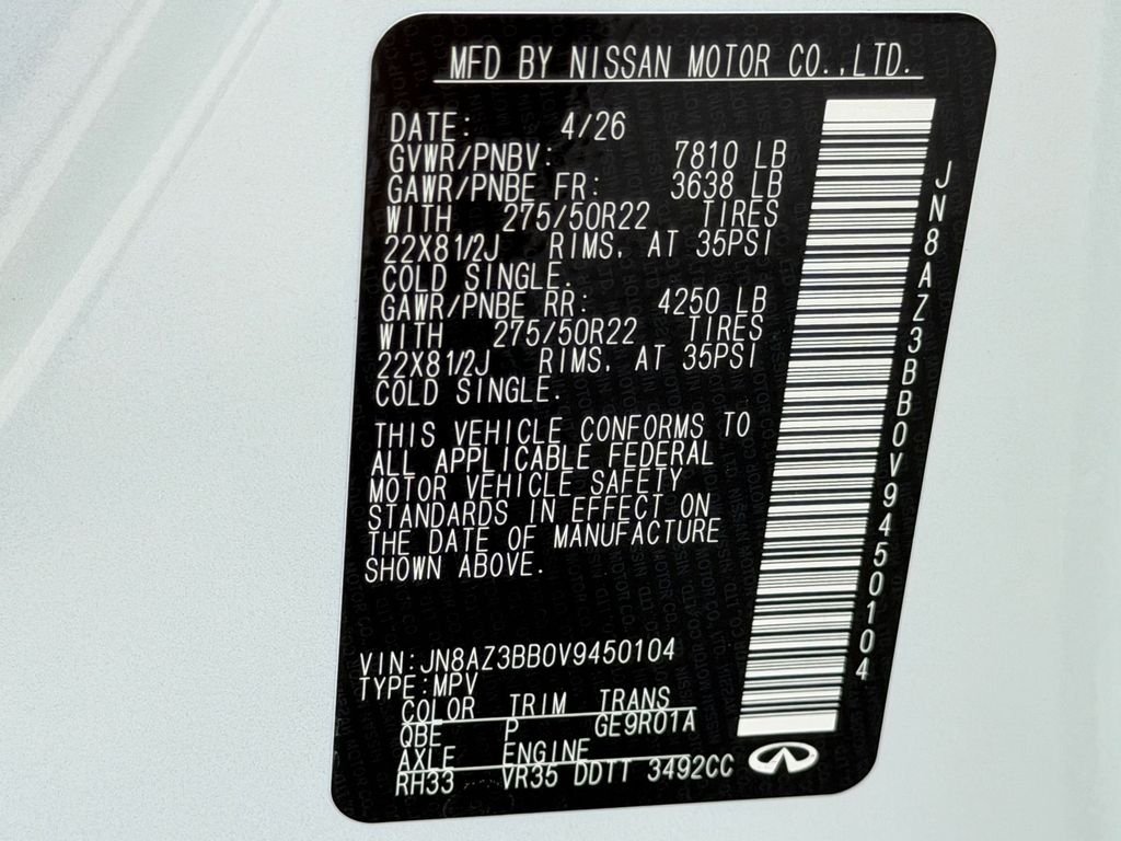 New 2027 RADIANT WHITE INFINITI Luxe 4WD image 30