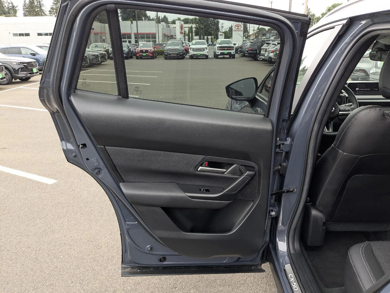 2025 Mazda CX-50 Preferred - Photo 11