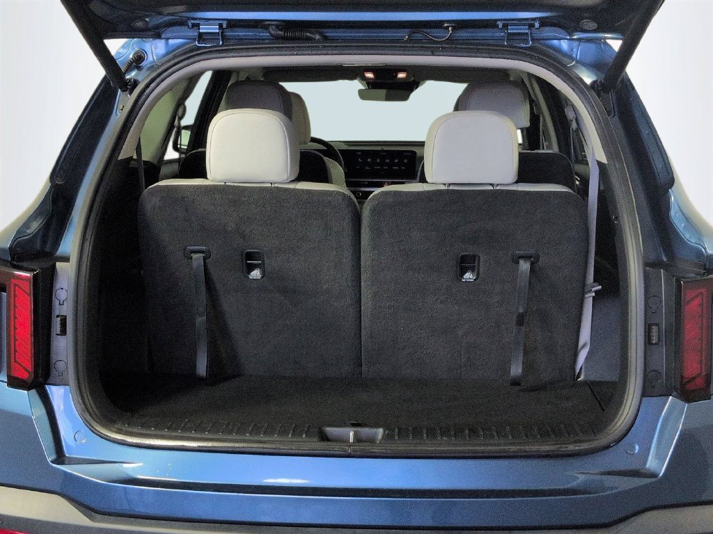 2025 Kia Sorento EX Hybrid - Photo 16