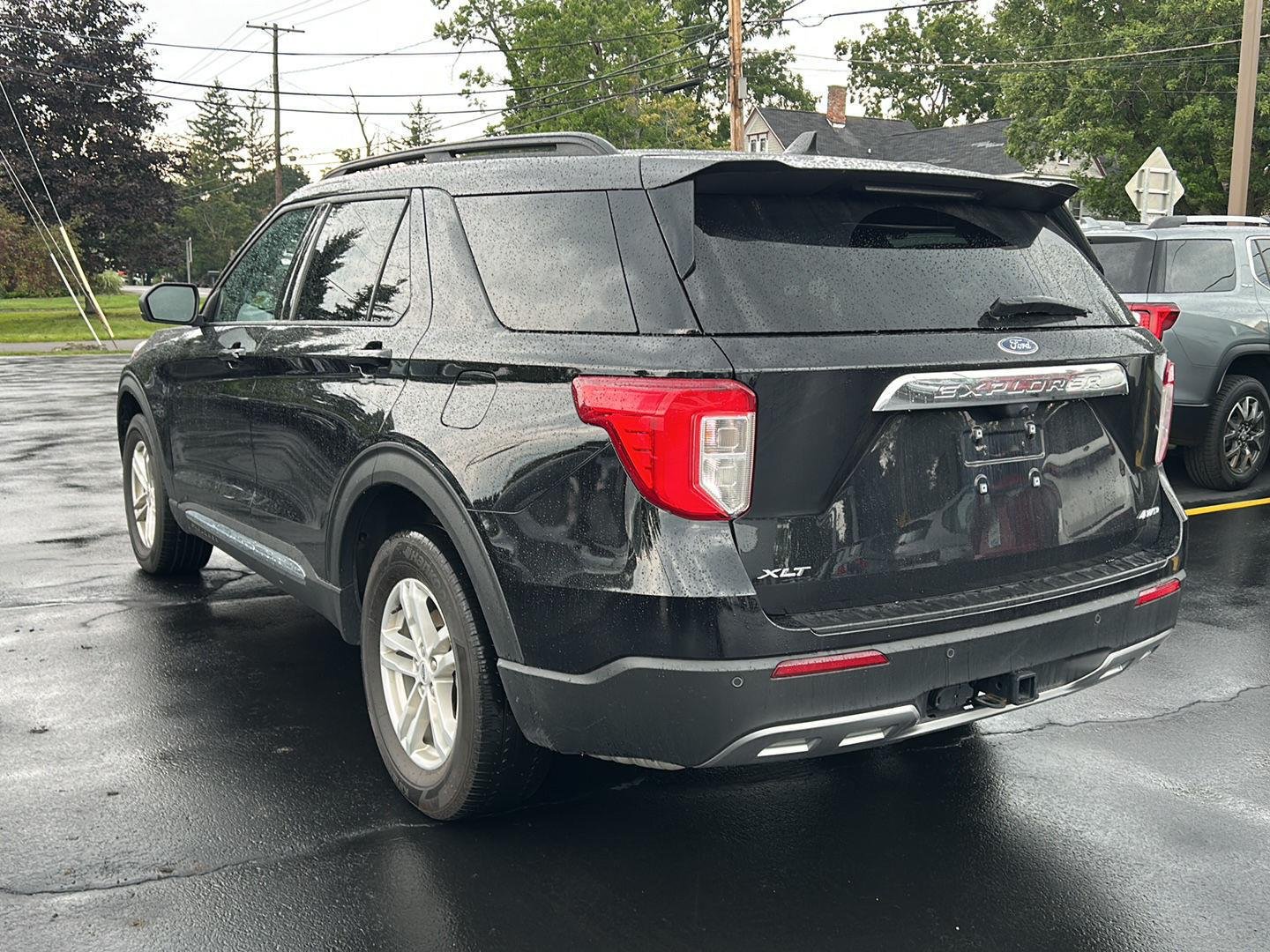 Used 2023 Agate Black Ford XLT image 5