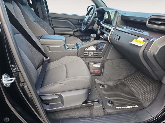 2026 Toyota Tacoma SR5 - Photo 15