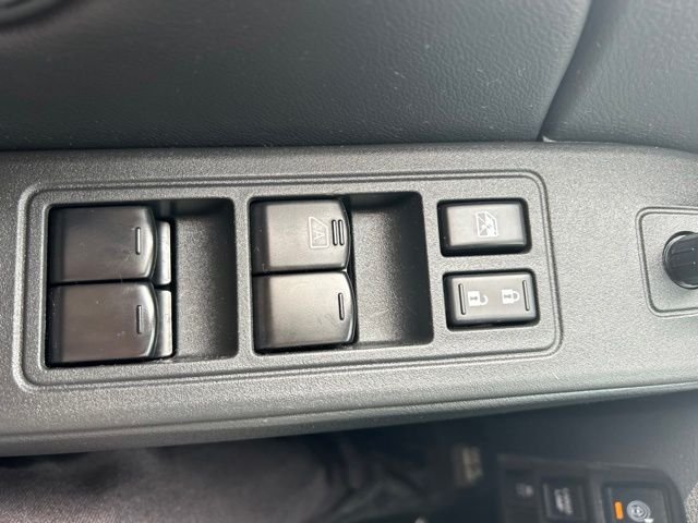 Used 2025 White Nissan SV image 30
