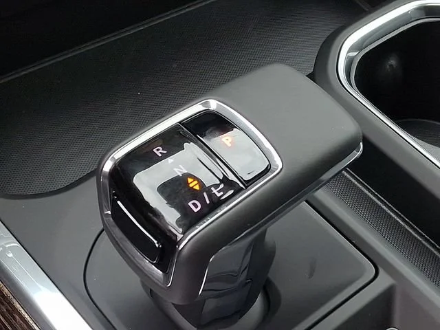 New 2026 Onyx Black GMC Elevation image 12