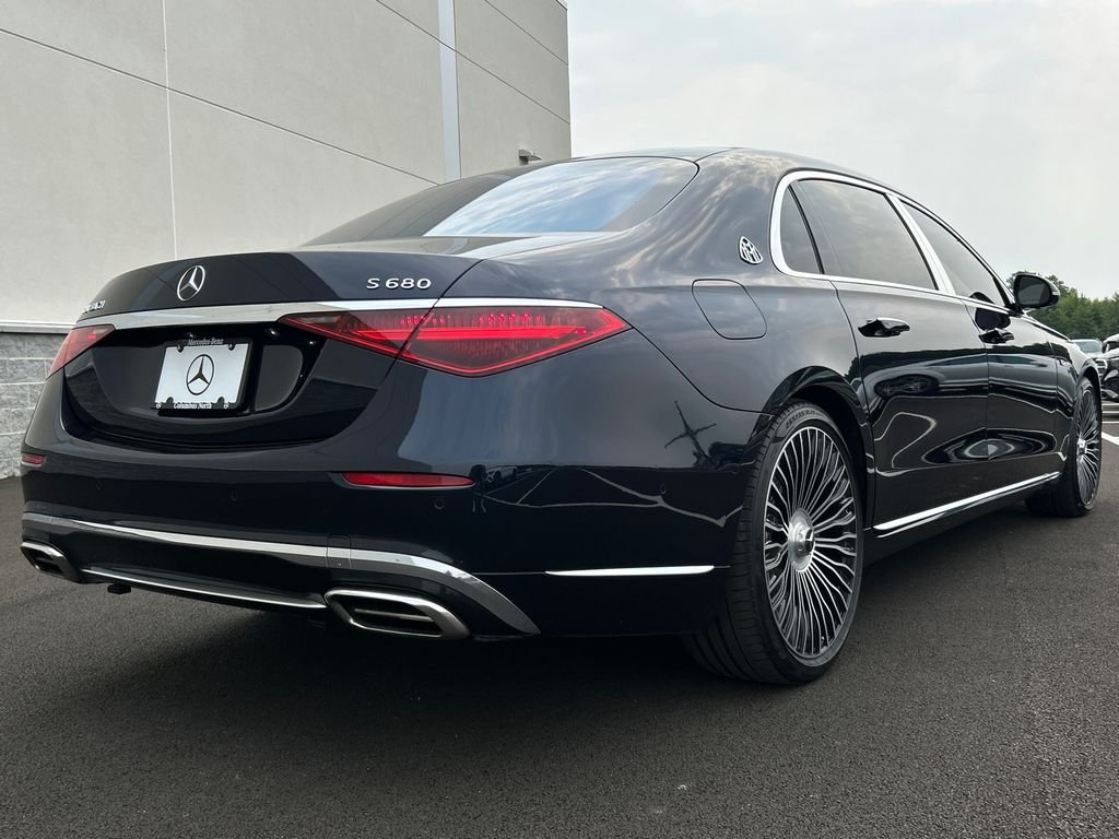 Certified Used 2024  Mercedes-Benz Maybach S 680 image 9