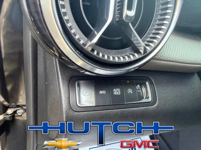 Used 2025 Mosaic Black Metallic Chevrolet LT image 23