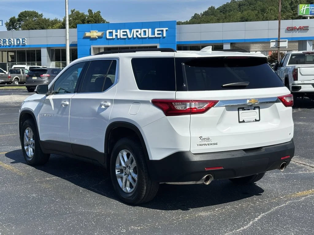 Used 2021 SUMMIT WHITE Chevrolet LT Cloth image 9