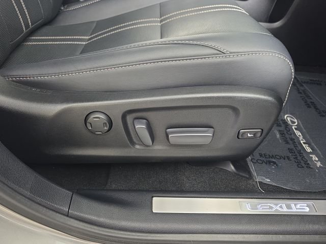 Used 2017 Silver Lexus 450h image 32
