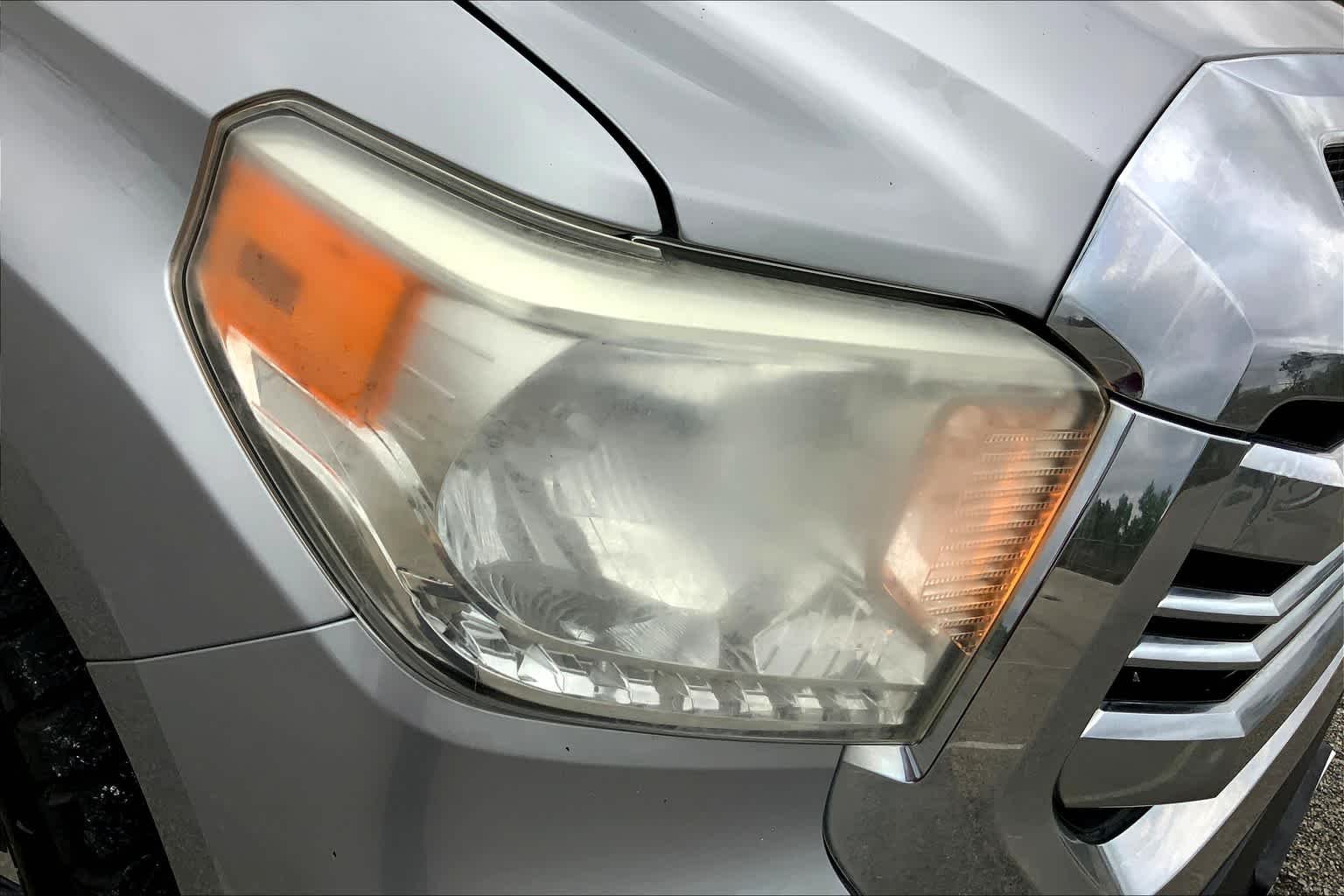 Used 2016 Silver Sky Metallic Toyota SR5 image 26