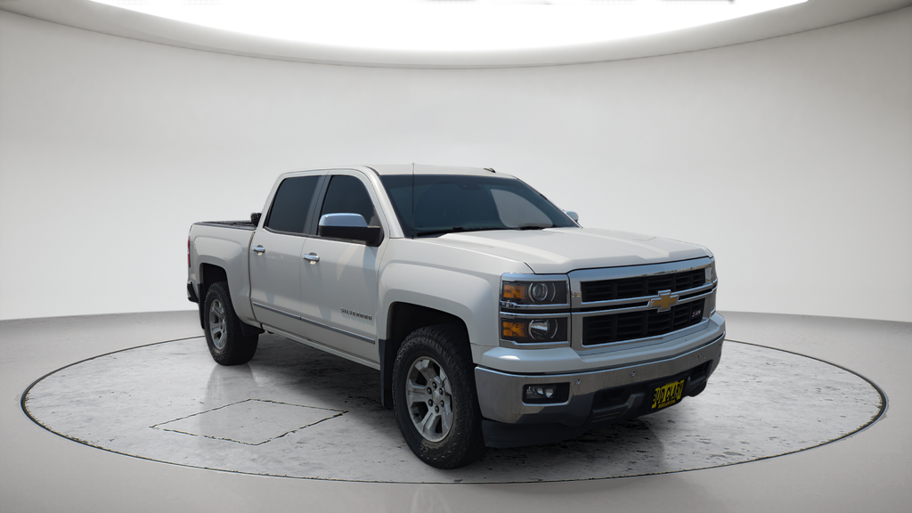 Used 2014 White Chevrolet LTZ image 2