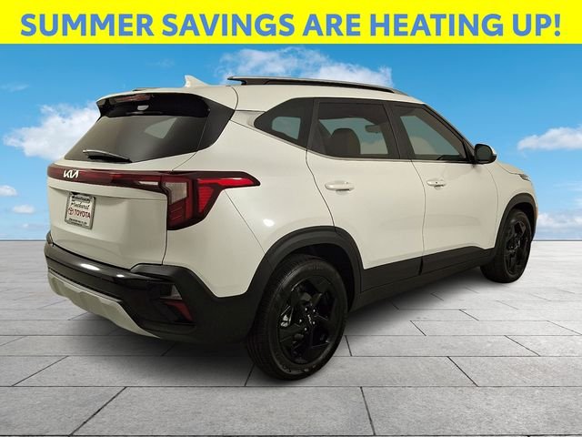 Used 2026 White Kia EX image 8