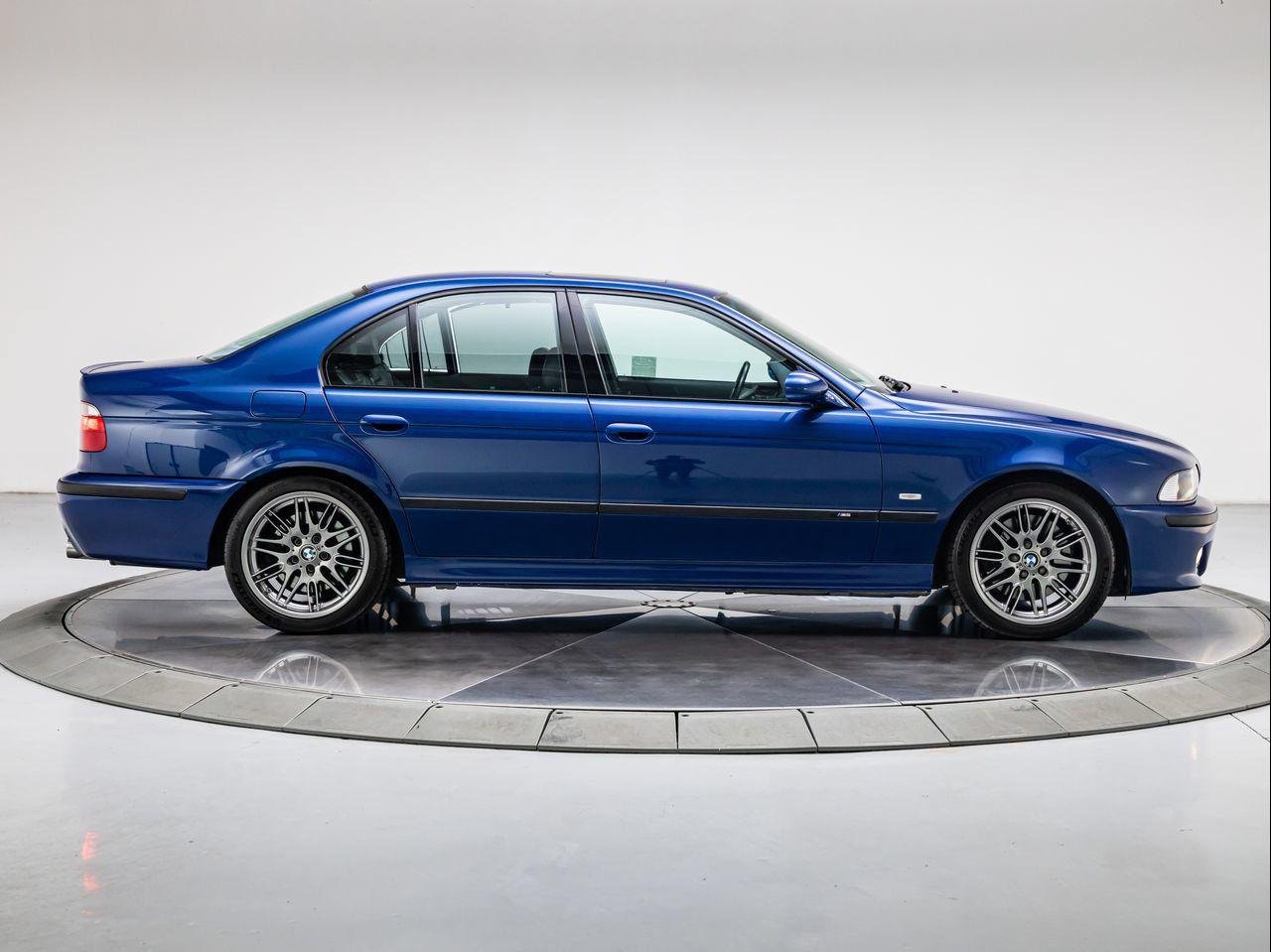 Used 2000 Le Mans Blue BMW E39 image 6