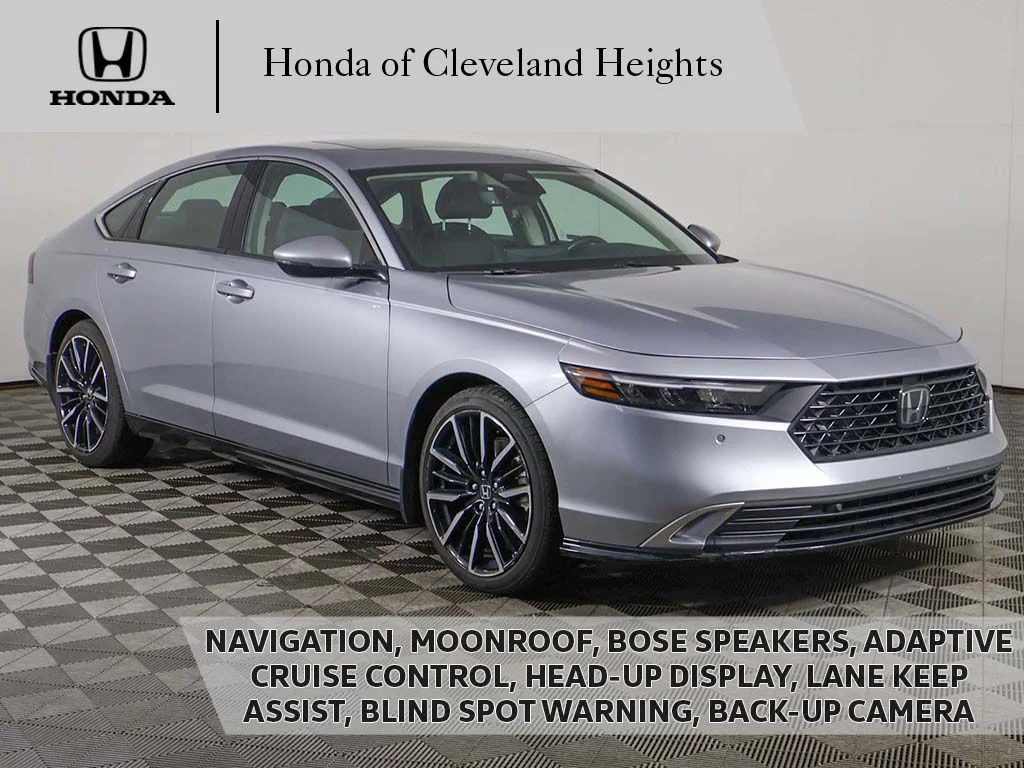 2023 Honda Accord Hybrid Touring's photo
